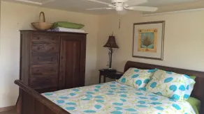 Cute Cozy Cottage with private entrance and ocean views in prime neighborhood - Image 4