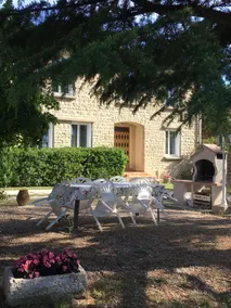 Mas Provençal at the foot of Mt Ventoux for 8 people with pool access. - Image 4