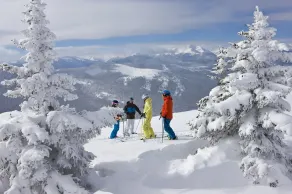 1 BDRM~ FAIRWAY FOREST RESORT~ HIKING SKIING HEATED POOLS DINING ~GREAT LOCATION - Image 4