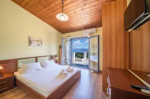 Sunrise Villa With 3 Bedrooms and 3 Bathrooms - Image 5