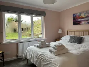 Seaside cottage by a sandy beach - dolphins, golf, near Inverness and Loch Ness - Image 5