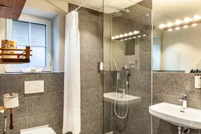Chalet Rauschn with mountain view with whirlpool, shared sauna, terrace, balcony. - Image 3