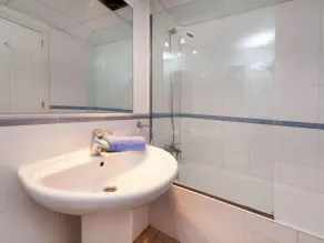 Apartment Empuries Beach by Interhome - Image 3