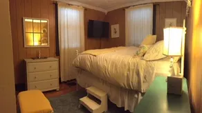 Traditional Curtis Home in the heart of Hammondsport - Image 5