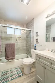 Updated 4 Bedroom Home with Pool and Den - Image 2