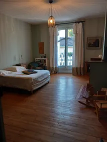 A COUNTRY HOUSE IN THE CENTER OF TOWN - Image 3