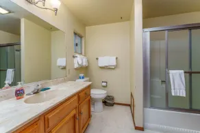Hutchings Cabin & Apartment - Image 5