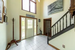 Large quiet estate property in beautiful natural surroundings. - Image 2