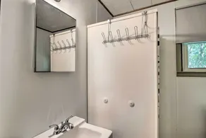 Raymond Retreat w/ 200 Feet of Private Beach! - Image 2