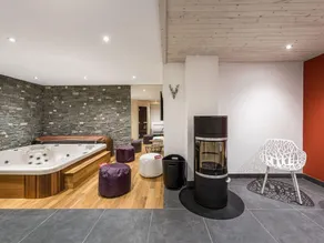 Chalet familial 5* avec jacuzzi et sauna à Courchevel - FR-1-562-11 - Image 2