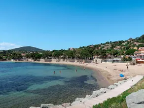 Dejlig lejlighed for 4 personer med WIFI, pool, klimaanlæg, TV og terrasse - Image 5