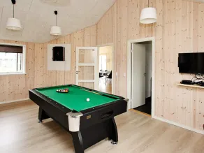 Luxurious Holiday Home in Løkken with Hot Tub & Sauna - Image 4