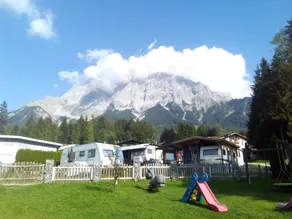 Rental caravan (Mobilhome) Zugspitzblick Ehrwald /Tyrol /Austria - Image 3