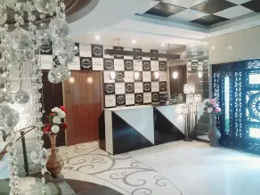 Gulberg Continental Hotel - Image 3