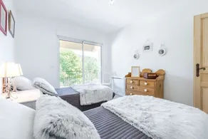Completely renovated Mas Provencal - Image 4