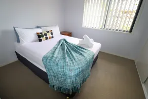 BLK Stays Guest House Deluxe Units Morayfield - Image 5