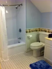 3 bed/2 bath home, walk to the beach! Aug 2-9 week available! - Image 3