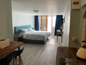 Apartamento con barbacoa, piscina y jardín - Image 4