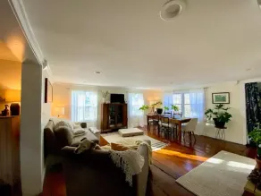Hudson Valley Charming Cozy Farmhouse - Image 5