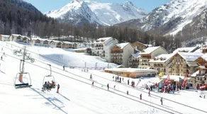 Ski-in/ski-out & foot of the slopes, swimming pool, balcony, 35m², Les Orres - Image 5