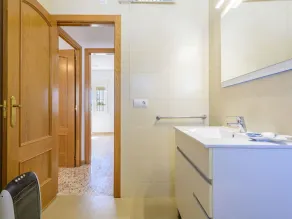 Stunning private villa for 6 people with WIFI, private pool, TV, terrace and pets allowed - Image 5