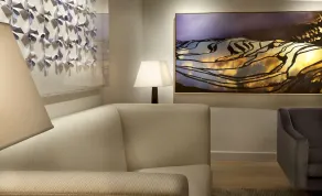 2 Connecting Suites at a 4⭐️ Hotel - Image 2