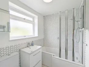 Brook House - Emsworth - Image 3