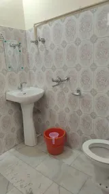 HGRD Guest House & Restaurant - Image 3