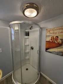 Beautiful 2 Bedroom GRACE COTTAGE. Adjacent to lake - Image 4