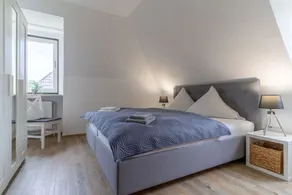 Tasteful and modern 2-room apartment with balcony for 2 people - Image 4