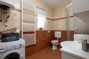 Apartments Lara - Image 4