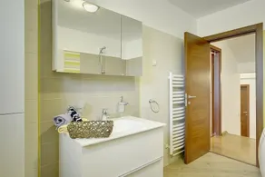 Villa spacieuse avec piscine privée, jacuzzi, billard - Image 4