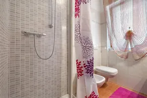 Appartement 'Meridiana' avec vue sur la montagne et Wi-Fi - Image 4