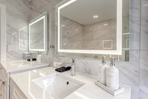 Luxury Home with Heated Pool close to beaches - Image 5