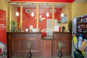 Woodridge Inn and Suites - Image 2