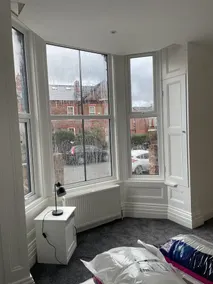 Spacious apartment in the heart of the wirral - Image 5