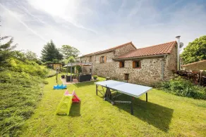 Family suite on 2 levels in a peaceful hamlet. Ideal for families - Image 2