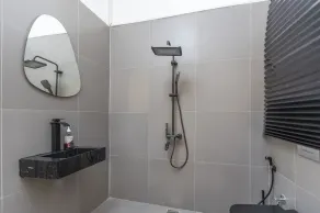 Host Prime Boutique Hotel 01 - Image 5