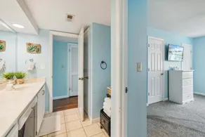 Big Cozy Condo Pool, Comfort & Location - Image 2