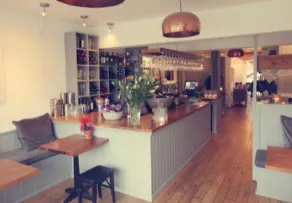 Morleys Bistro | By Huluki Sussex Stays - Image 2