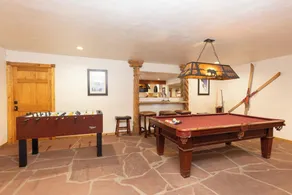 Lodge at Ski Hill: visite virtuelle, bain à remous, marche jusqu'au pic 8, billard, théâtre - Image 2