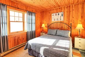 Charming, 4 Bed, 2 Bath! Muskoka Room! Beaumaris! Incredible Views! - Image 4