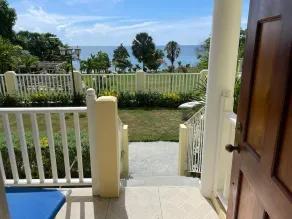 One Bedroom self contained suite on the beach - Image 5