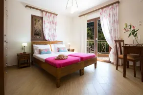 Luxury villa overlooking the sea with private pool-Villa Iris - Image 3