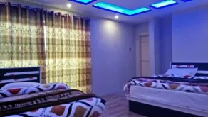 Fridays Hotel - Image 2
