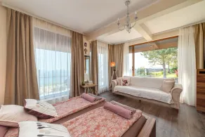 Hyggelig villa med privat pool, jacuzzi, fantastisk havudsigt, Bulgarien - Image 2