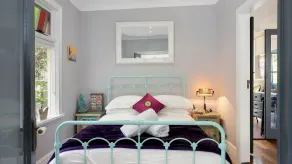 Lilly Pilly Arthouse - STAY three PAY third night fifty percent OR lazy Sunday checkout OR twenty fi - Image 3