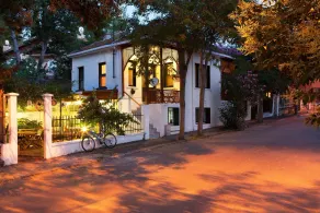 Orhan Kutbayin Evi - Image 4