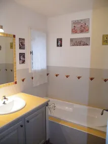 Belle maison avec piscine privée à débordement chauffée à 16 km d’Uzes - Image 3