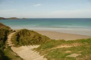 Maison spacieuse et lumineuse avec vue mer panoramique sur la plage à 100m - Image 5